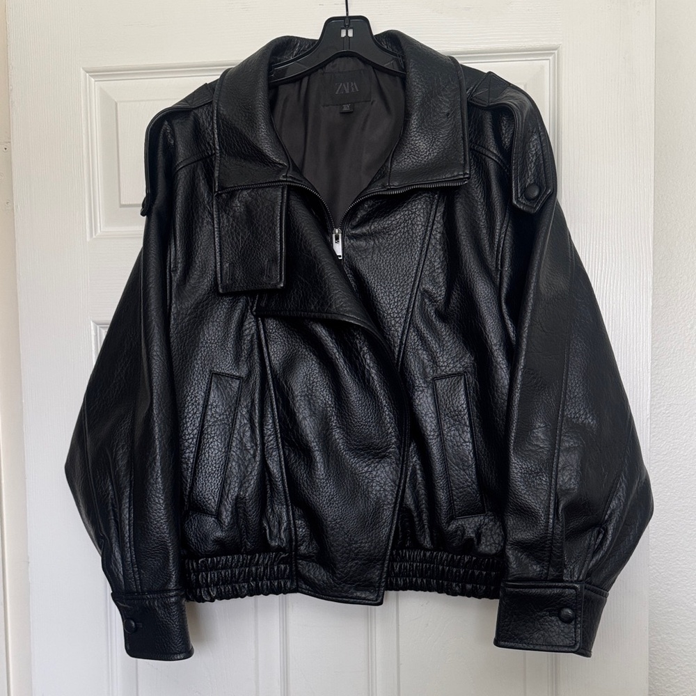 Zara Women's Classic Black Faux Leather Jacket
